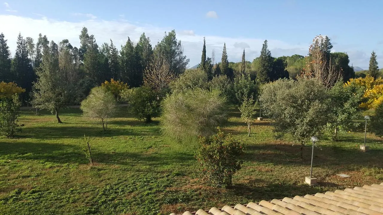 איגלסיאס Villa Nel Verde 0*,  איטליה