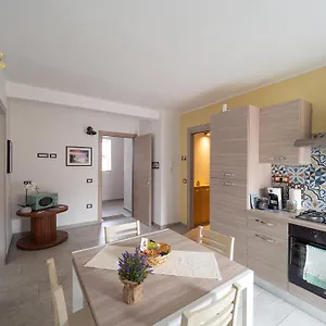 Apartamento Ecclesiae, Iglesias